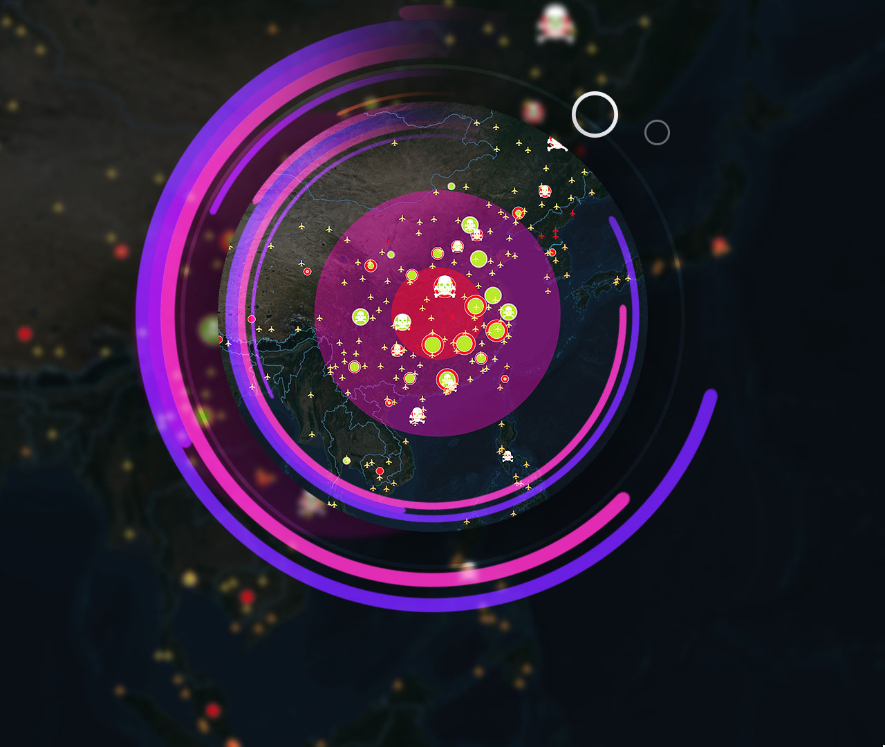 Due computer che visualizzano le analisi e le mappe Esri