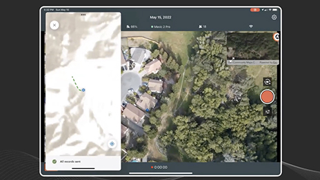 Dashboard che mostra il tracciamento delle operazioni antincendio dal vivo. 